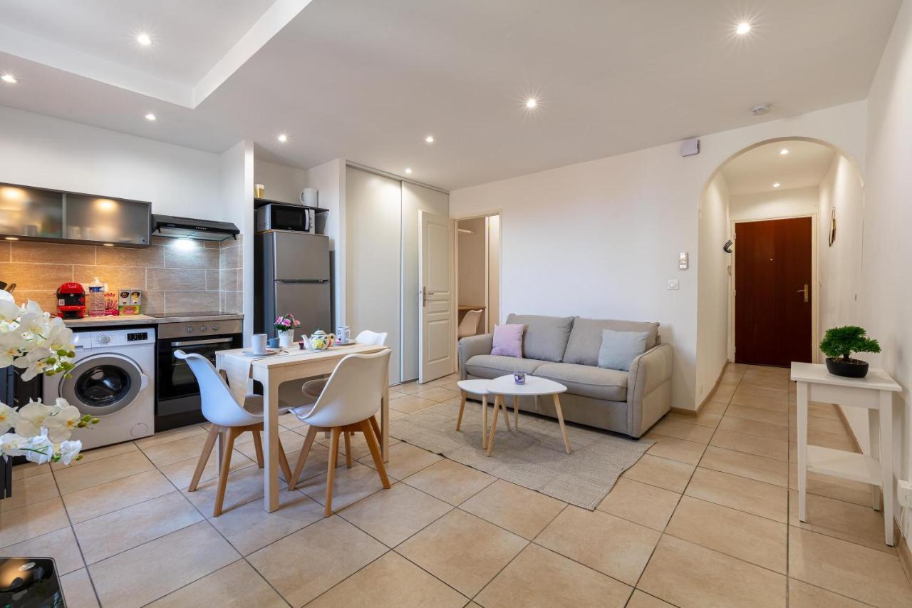 Coeur De Provence - Appt Climatise Apartment Draguignan Exterior foto