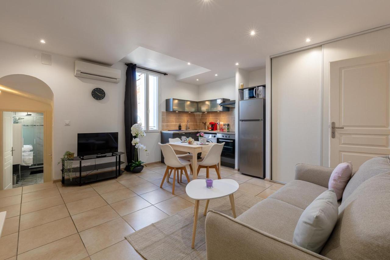 Coeur De Provence - Appt Climatise Apartment Draguignan Exterior foto